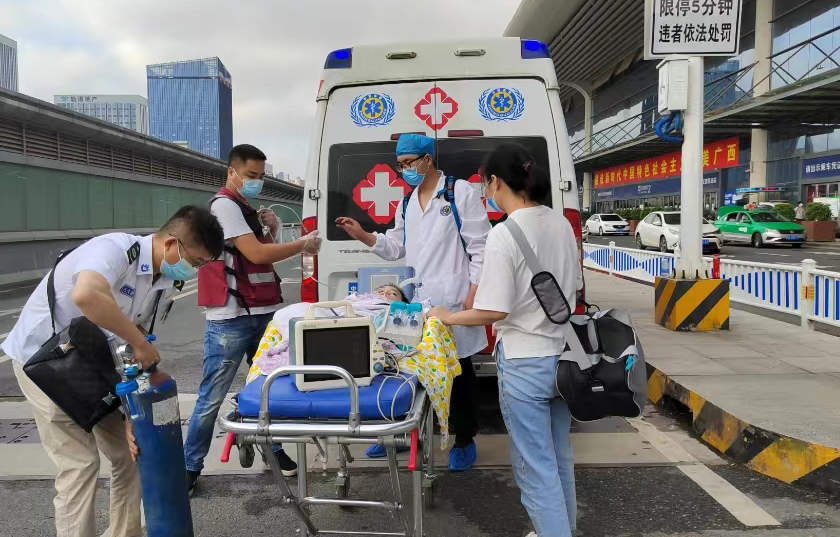 米脂县救护车出租公司